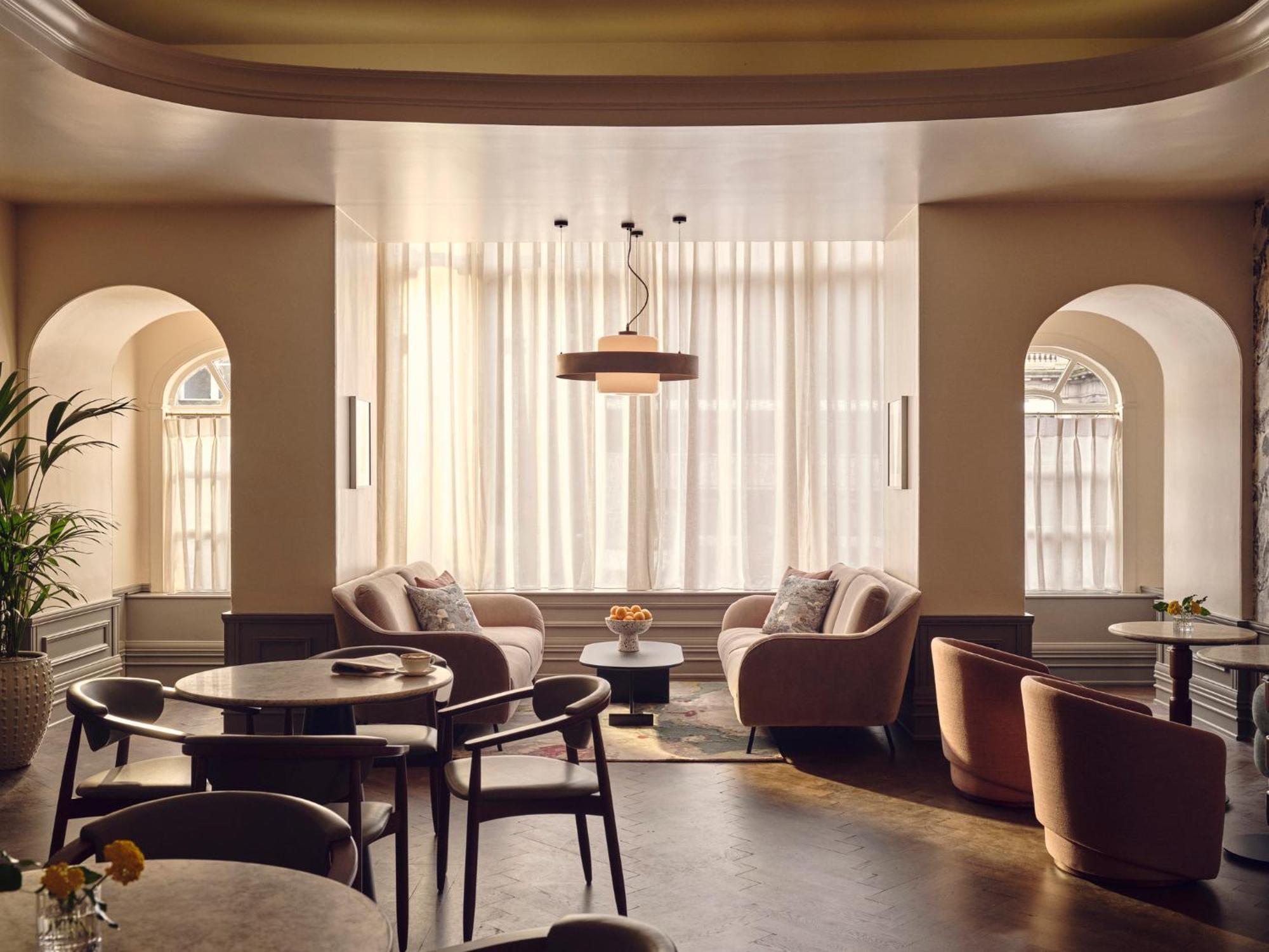 Hotel Intercontinental Edinburgh The George By Ihg Zewnętrze zdjęcie The Lounge at The Ivy, St John's Wood