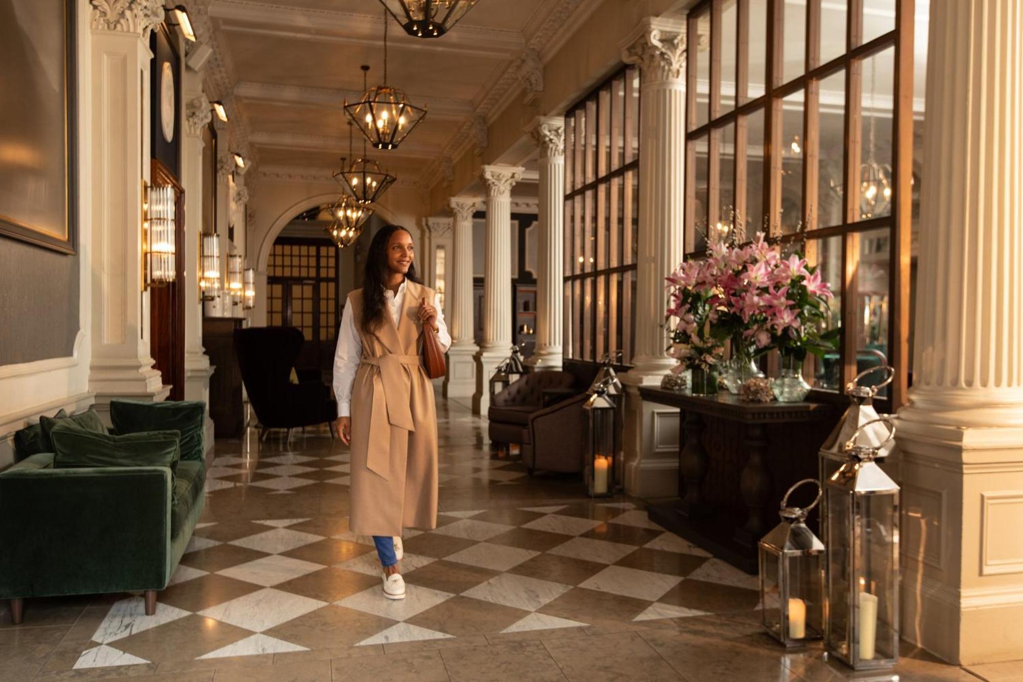 Hotel Intercontinental Edinburgh The George By Ihg Zewnętrze zdjęcie The hotel's lobby